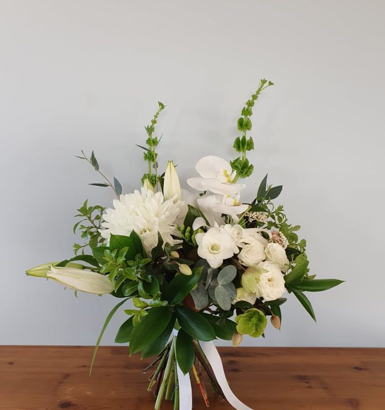 white bouquet